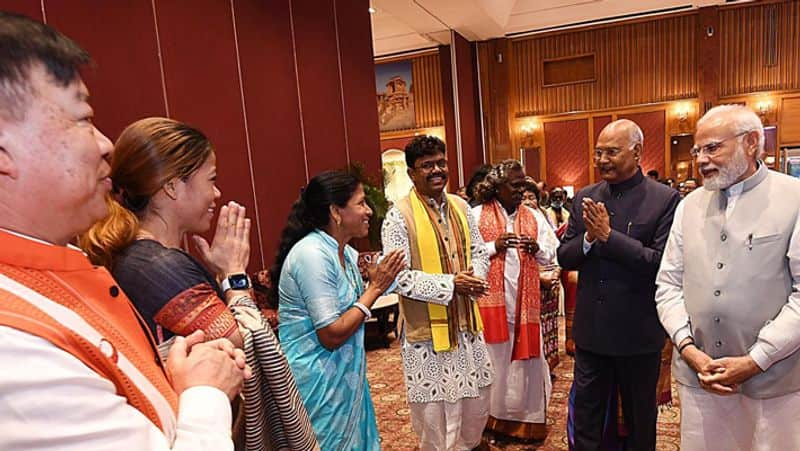 PM narendra modi hosts dinner for outgoing President Ram Nath Kovind in delhi