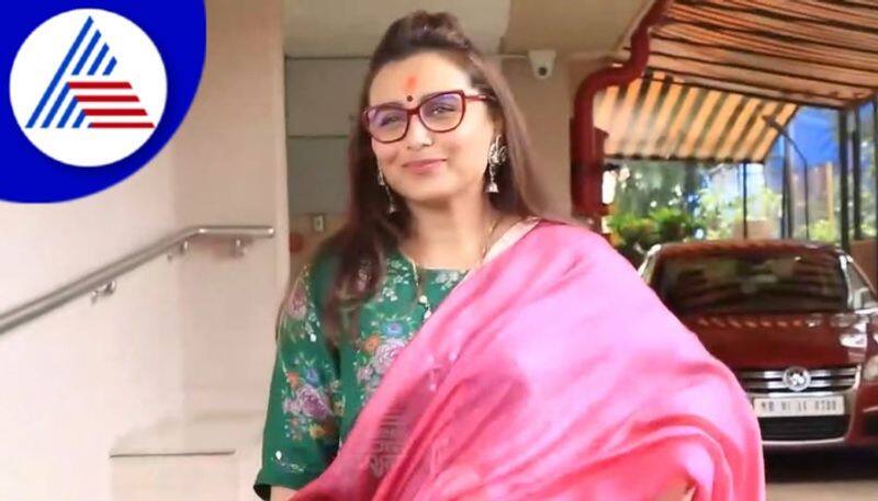 Rani Mukherjee spotted at khar visits to Siddhi Vinayaka temple vcs  