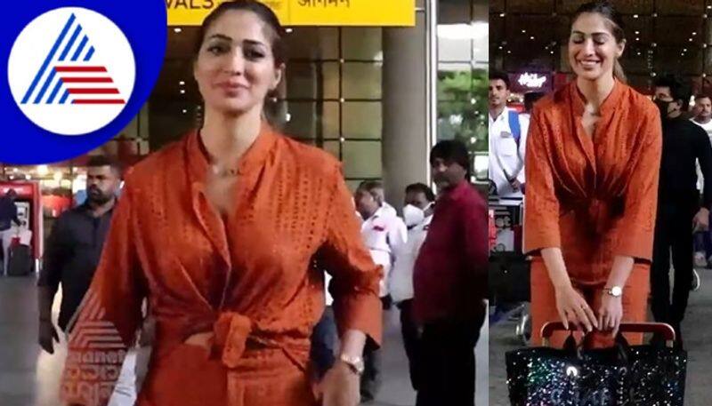 Laxmi Raai spotted at airport trolled for carrying small handbags vcs   