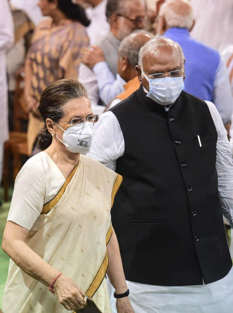 Sonia Gandhi Tests Positive For Covid