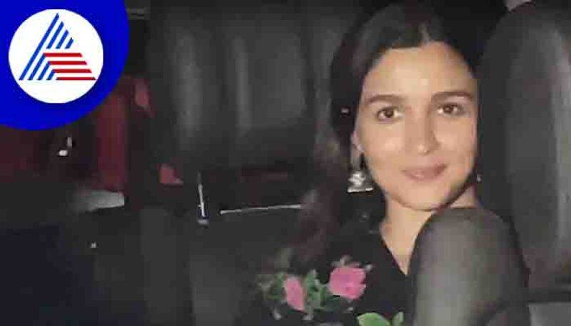 Alia Bhatt Spotted At Sanjay Leela Bhansali Office In Juhu sgk