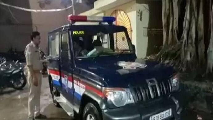 दो गुटो में जोरदार झड़प के बाद बमबारी, कानपुर पुलिस ने विवाद को लेकर लिया बड़ा एक्शन