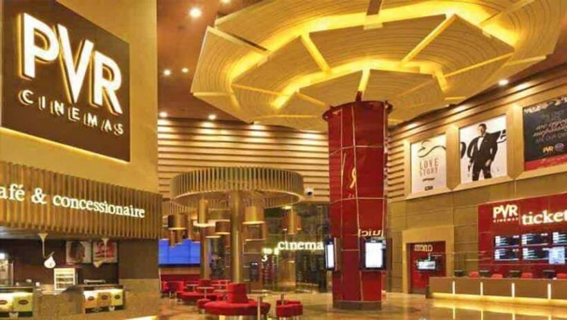Movie Ticket Price: थिएटर में फिल्म देखना होगा महंगा  जानें कौन सी कंपनी बढ़ाने वाली है टिकट रेट