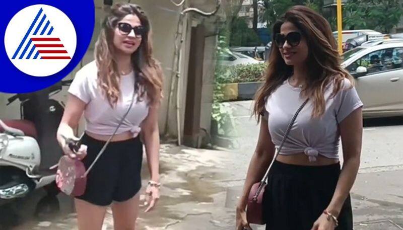 Shamitha Shetty snapped in city after breakup announcement vcs 