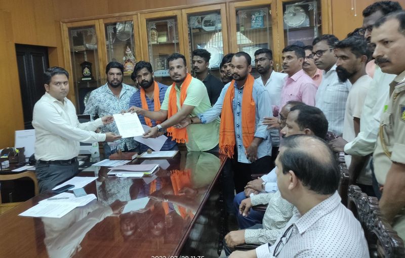 Praveen Nettaru Murder case bjp workers mass resignation karwar rav