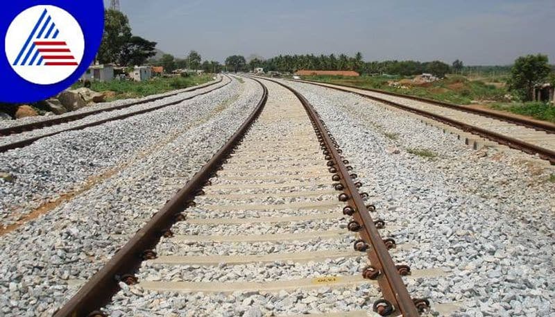 why railway tracks have stones Indian Railway 