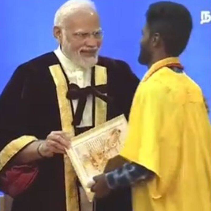 PM Modi talk to a student at the anna university graduation ceremony