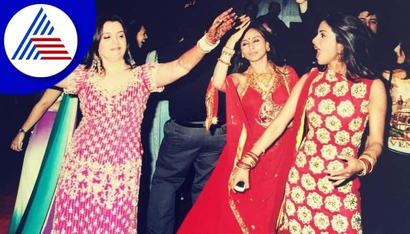 film choreographer Farah Khan shared Throwback Pic of her wedding With Priyanka Chopra & Rani Mukerji akb