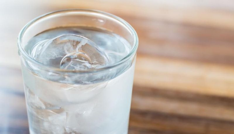 Reasons to ditch that glass of ice cold water during summer Vin