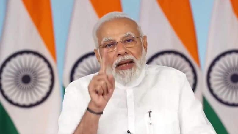 mann ki baat narendra modi praises amrita bharathi kannadarati campaign 