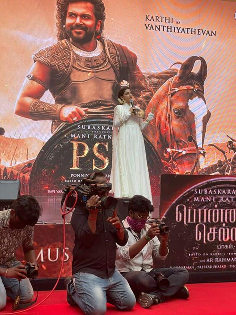 ponniyin selvan ponni nadhi song out 