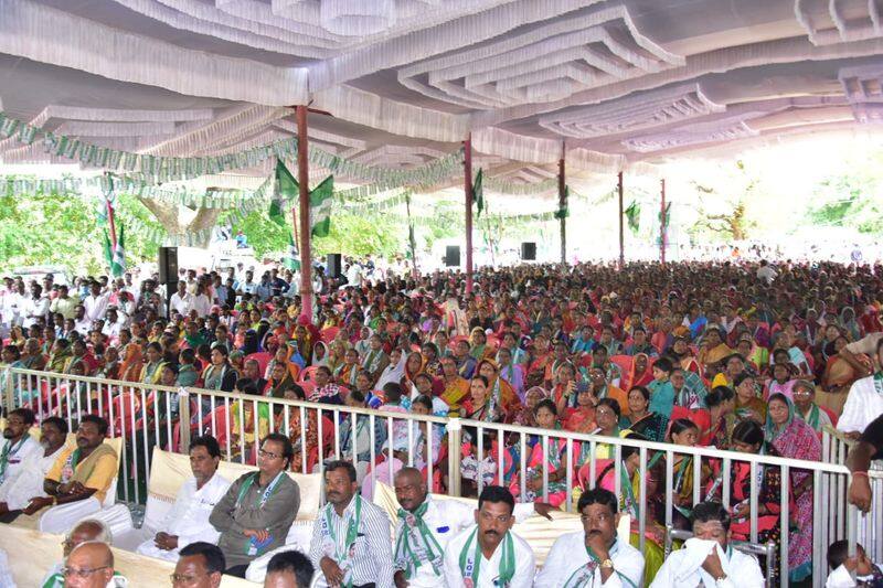 Congress Leaders Joins JDS In convention at mandya rbj