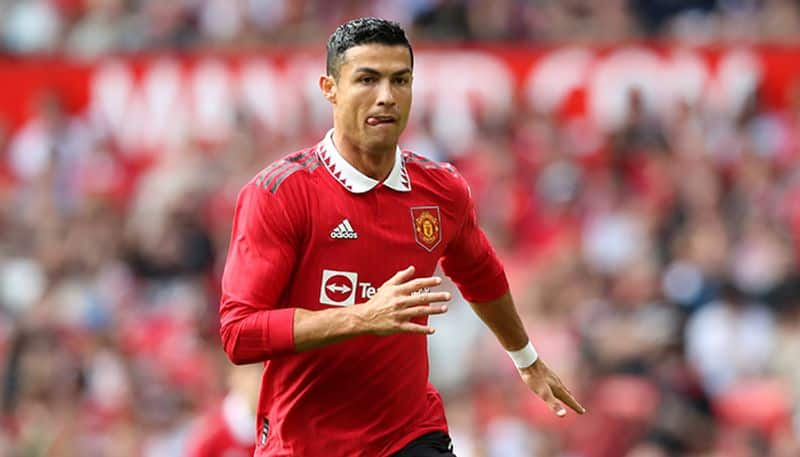 football Always good to be with fans, says Cristiano Ronaldo; yet Man United star leaves Red Devils frustrated snt