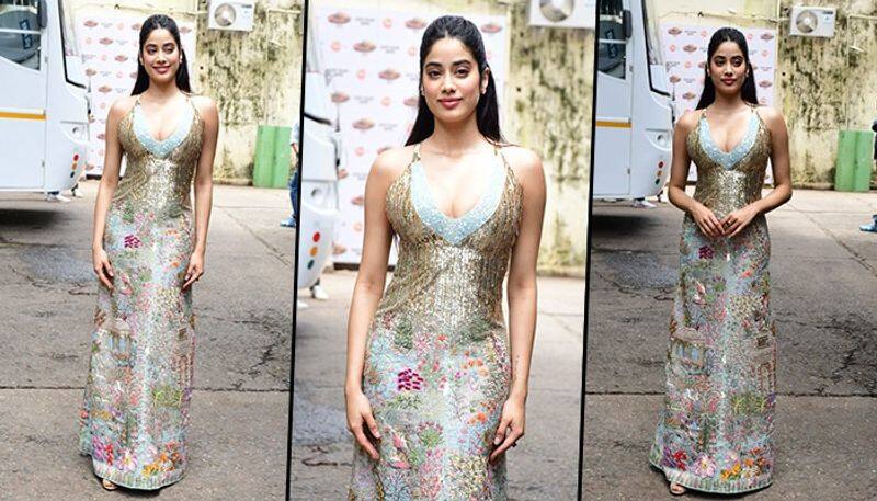 Sexy Pictures: Janhvi Kapoor oozes oomph in cleavage-revealing shimmering backless gown snt