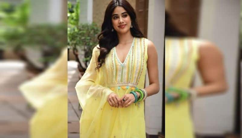 bollywood actress janhvi kapoor said that actor vijay devarakonda is married suh