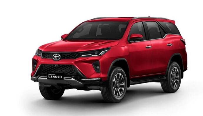  टोयोटा फॉर्च्यूनर का किफायती वेरिएंट Toyota Fortuner Leader हुई लॉन्च, इन खासियतों से है लैस 