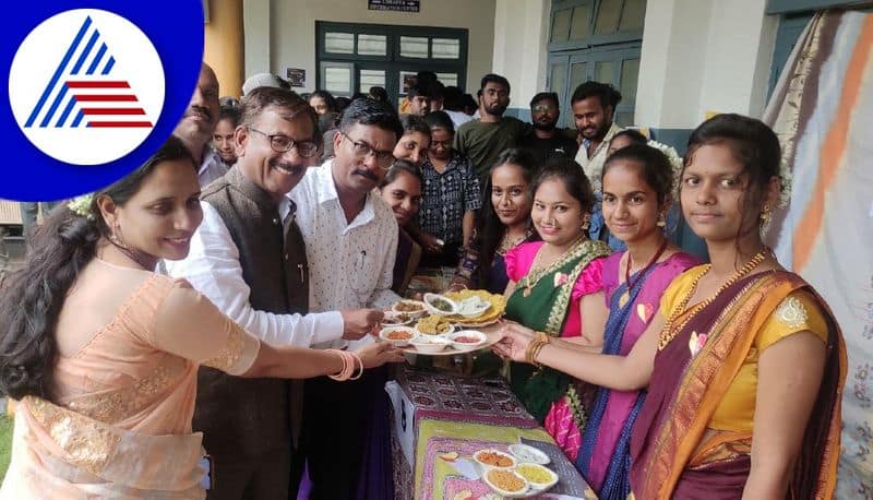 Food festival of college students in Bagalkote gvd