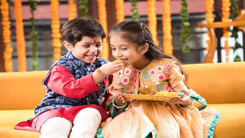 Instant Raksha Bandhan Sweets: राखी पर नहीं करना पड़ेगा तामझाम,20 मिनट में तैयार करें लाजवाब स्वीट रेसिपी