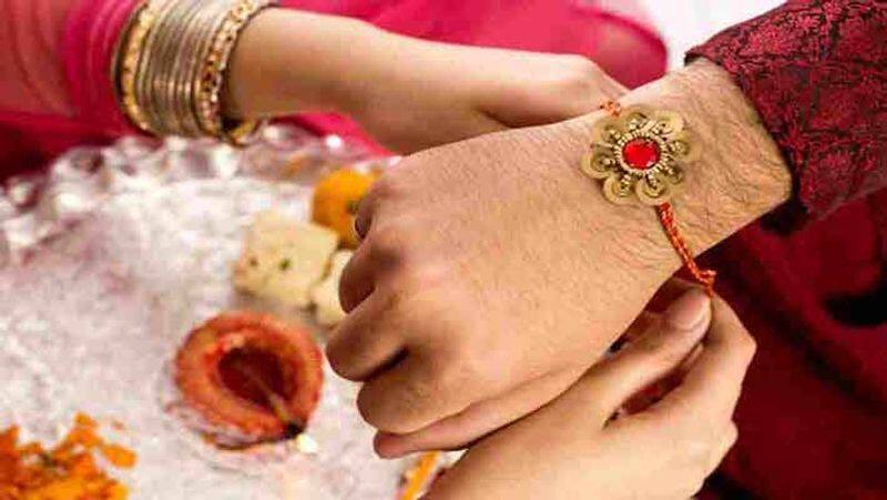 Raksha Bandhan 2022 Dress to chocolates 5 last minute Rakhi gift ideas for your sister gcw