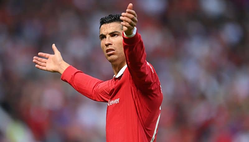 football Cristiano Ronaldo transfer saga: Here's what 10 ex-players and pundits want Manchester United to do snt