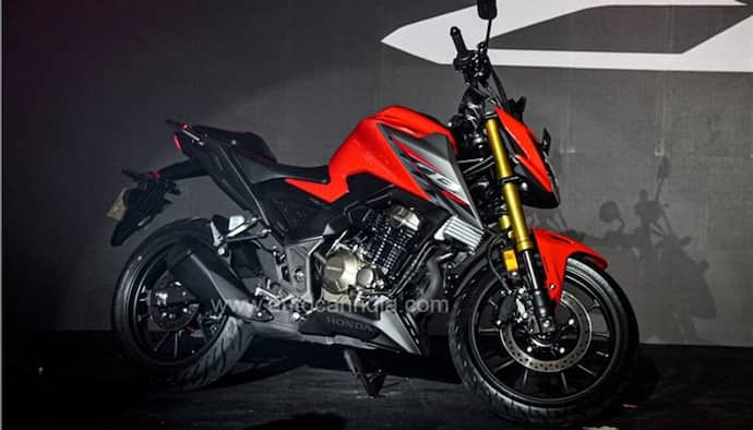 आवाज़ से कंट्रोल होने वाली पॉवरफुल स्पोर्टी Honda CB300F बाइक हुई इंडिया में लॉन्च, बस इतनी है कीमत 