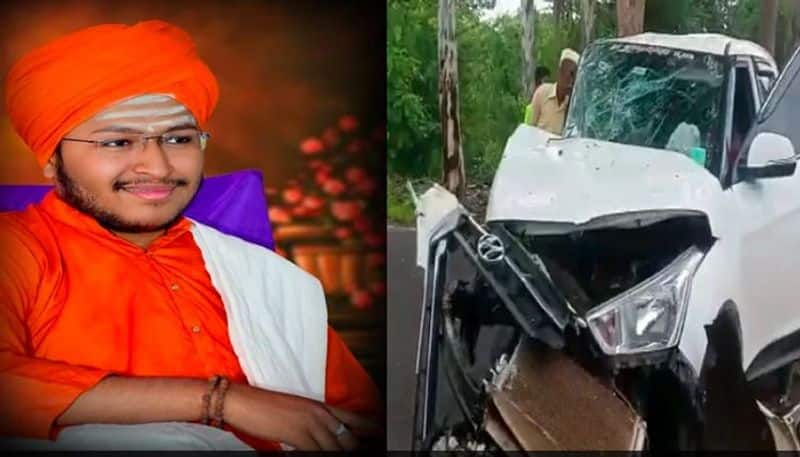 bagalkot abhinava kadasiddeshwar swamiji car accident three injured rbj