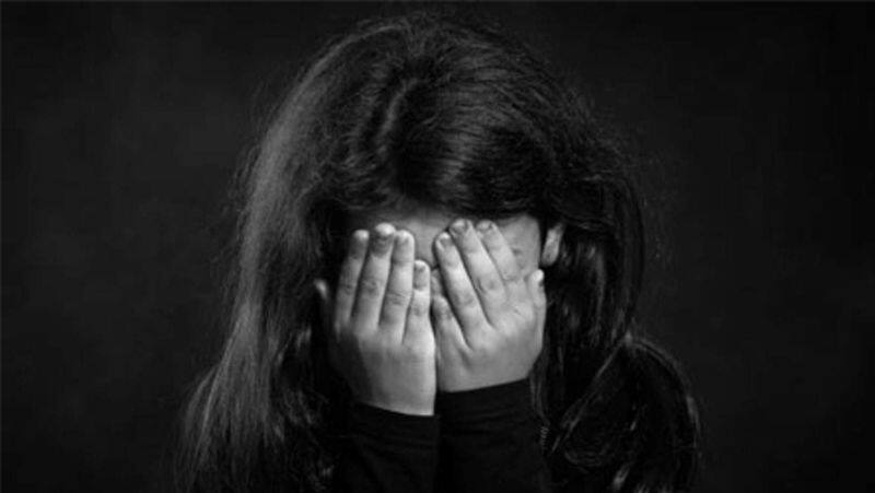 car driver arrested under pocso act in coimbatore for minor girl kidnapping case