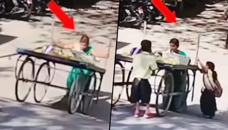 School kids help fruit seller in pushing cart; viral video will make your day - gps