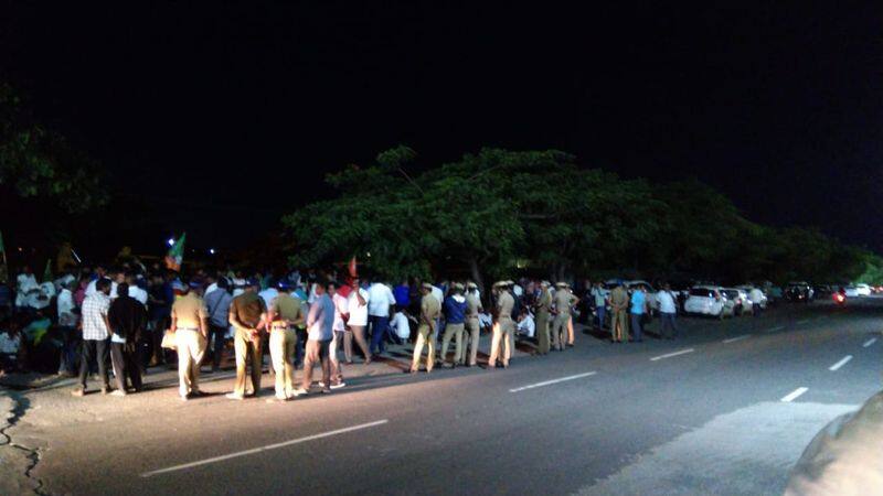 Police arrested those who participated in the BJP protest in Coimbatore against the posting of posters in violation of the rules