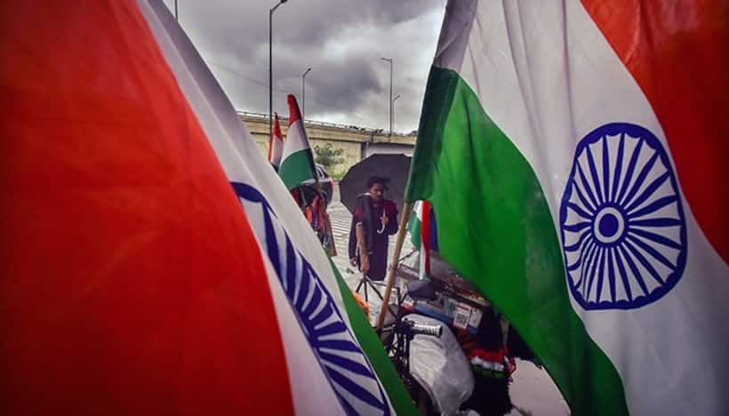 PAK vs AFG, CWC 2023 : చెన్నై స్టేడియంలో త్రివర్ణ పతాకంపై నిషేధం, భారత జెండాలను డస్ట్‌బిన్‌లో వేసిన పోలీసులు..
