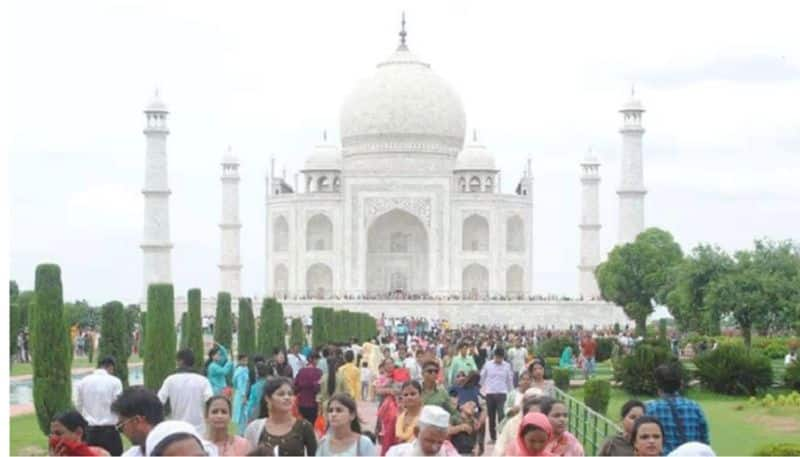 Coronavirus tests mandatory for Taj Mahal tourists: Uttar Pradesh govt