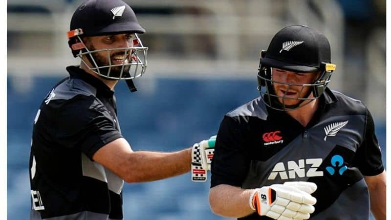 daryl mitchell century helps new zealand to set tough target to pakistan in second odi