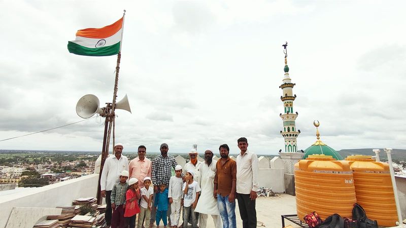 Muslim Jamaat Committee hoists national flag on Mosque at GoKak rbj