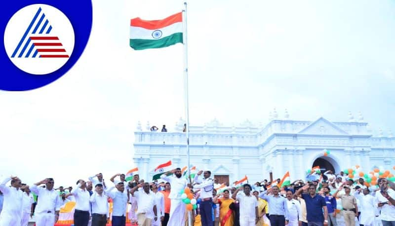 minister b sriramulu flag hoisting in ballari gvd