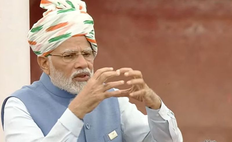 Get rid of dynasty politics now, PM Modi tells 130 crore Indians