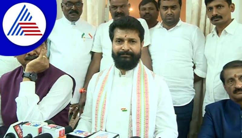 CT Ravi Slams Congress Leaders grg