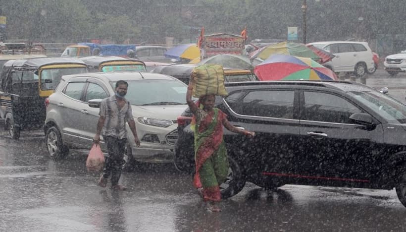Odisha floods: Situation near Mahanadi river remains grim, over 1.5 lakh people affected