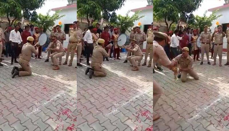 Cops Perform Naagin Dance in UttarPradesh