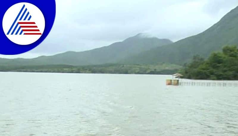 50 lakes filled due to heavy rainfall in chikkamagaluru gvd