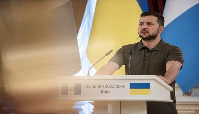 Ukraine President Volodymyr Zelenskyy to meet Rishi Sunak in surprise UK visit