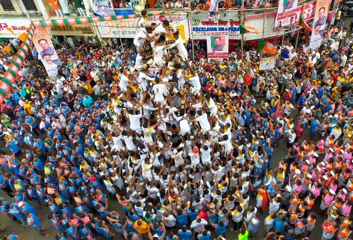 मुंबई में दही हांडी प्रतियोगिता के दौरान 111 घायल, 23 गोविंदाओं की हालत गंभीर