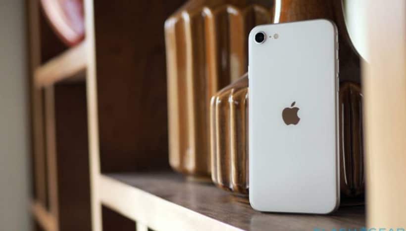 Samsung to copy iPhone 14 feature after taking dig at Apple? Here's what we know
