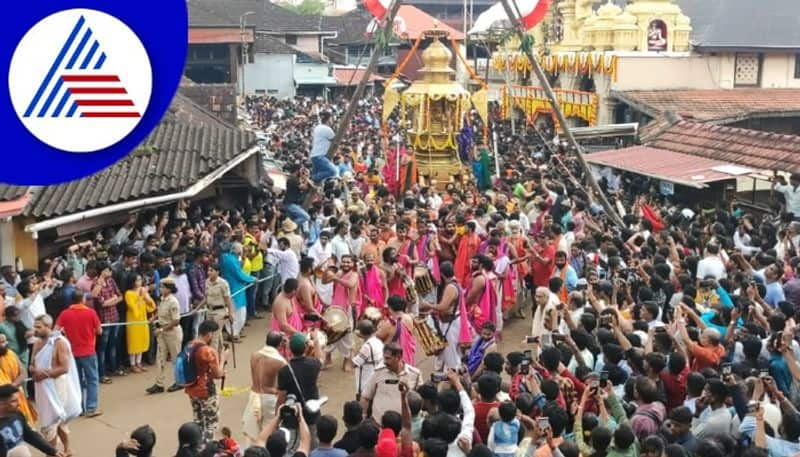 Vitla Pindi Festival held in Udupi during Srikrishna Janmashtami gow