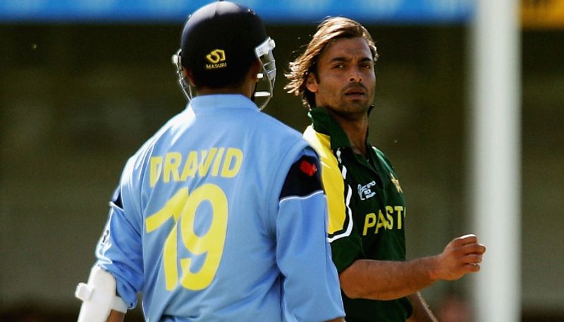 Shoaib Akhtar Recalls Hilarious Chat With New Zealand Legend Brendon McCullum kvn