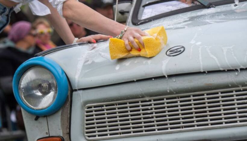 Easy Car Cleaning Tips   कम कीमत में कार को साफ करने के ये हैं 5 आसान टिप्स, 5 मिनट में चमकने लगेगी कार 