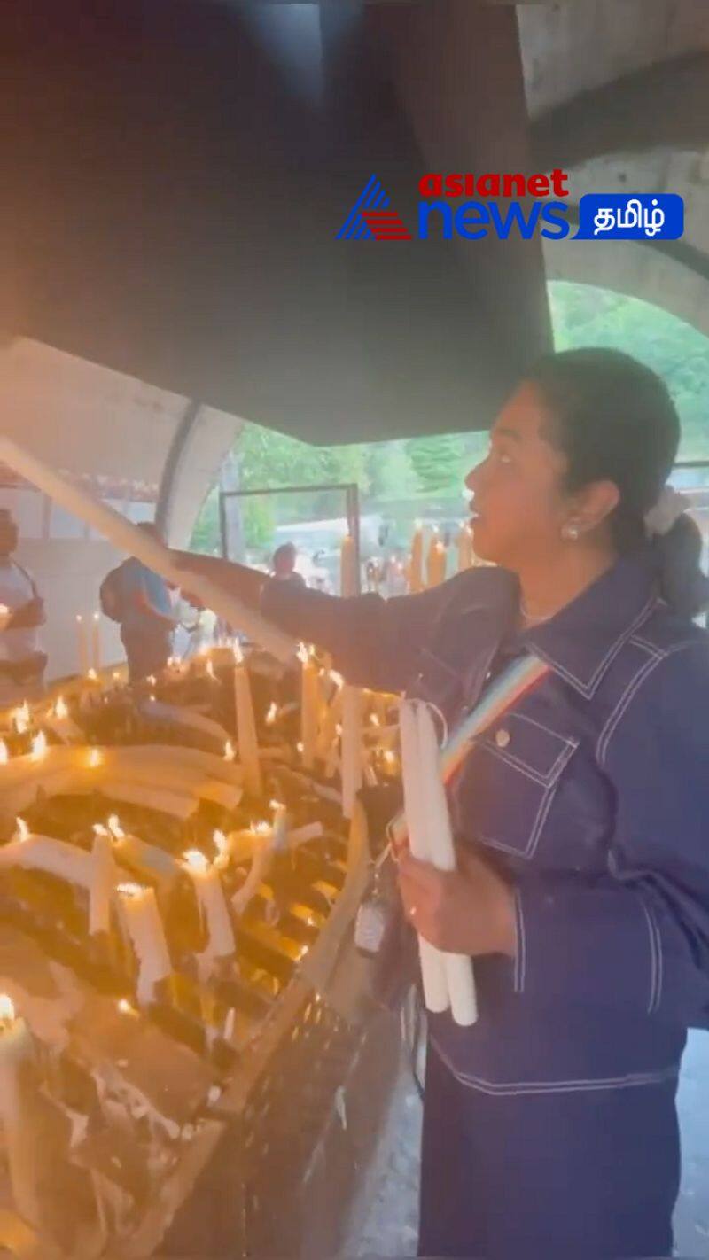 Radhika holds a candle and prays for the recovery of director Bharathiraja!