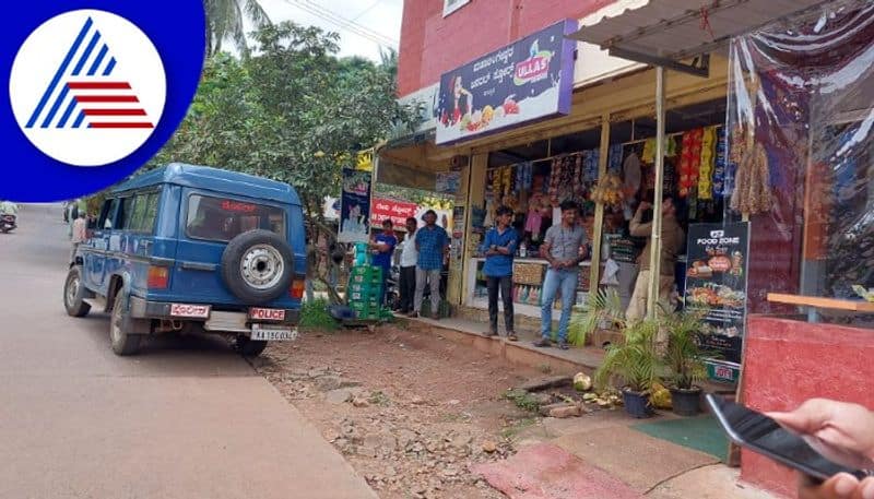 different religious boy and girl at cafe in puttur hindu activists oppose gow