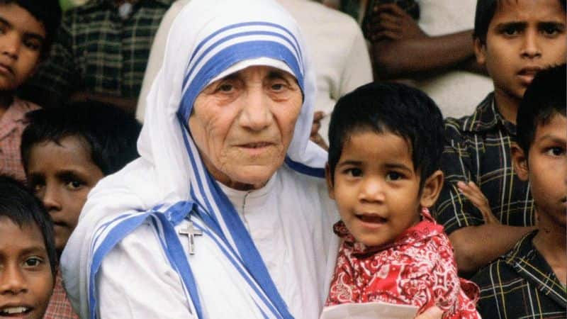 mother teresa birth anniversary her early life and works