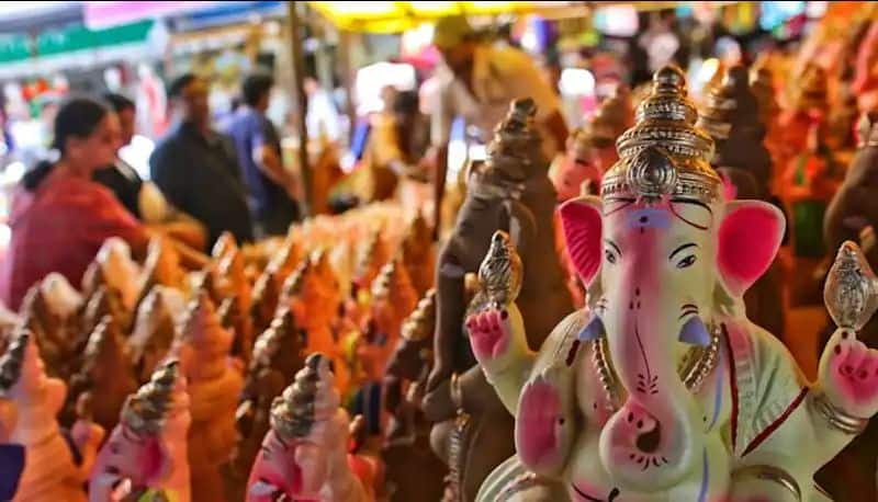 hindu muslim Unique Ganesha Festival celebrated in Kalasapura gow