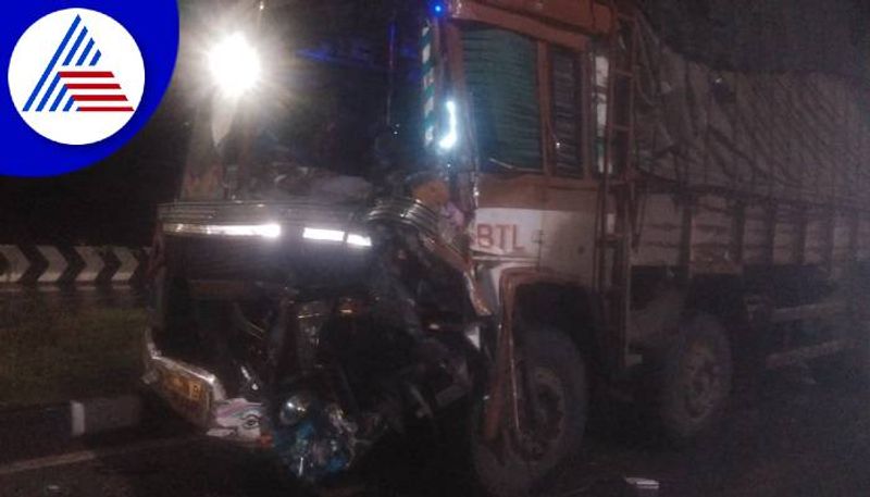 Three Killed in Car and Truck Accident in Chitradurga grg